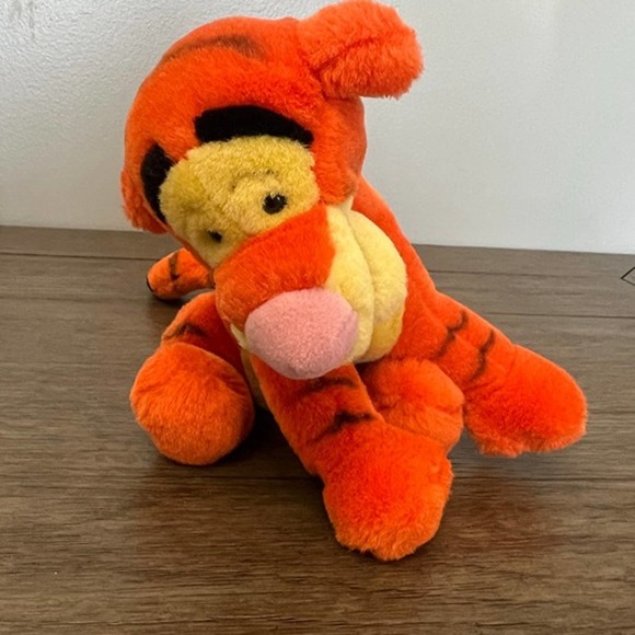 Walt Disney World Tigger Plush 11" Vintage - Picture 1 of 5